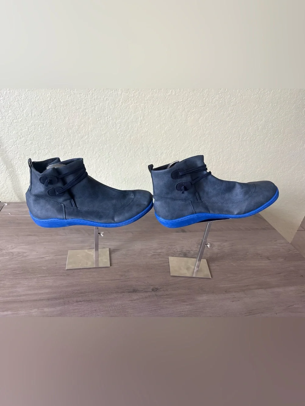 Men’s Gray Minimalist Ankle Boots Blue Sole Comfort Casual Shoes EU 43 US 10
